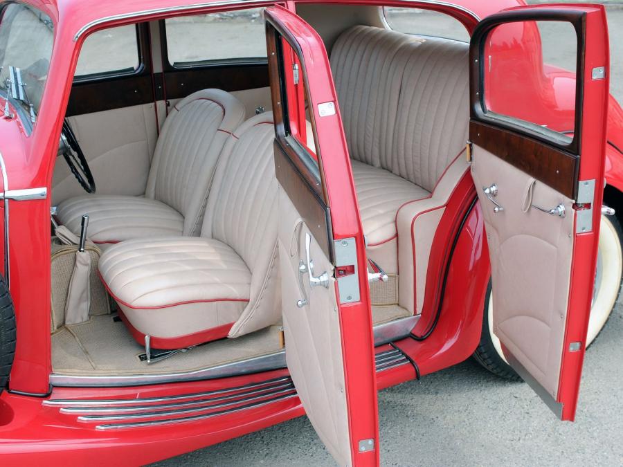  Jaguar SS 2&frac12;-Litre Saloon 1935 года  (фото 2 из 12)